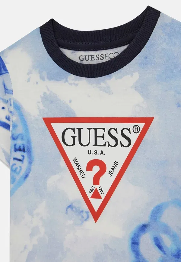 Комплект из футболки и шорт - шорты Guess, синий/мультиколор — фото 3