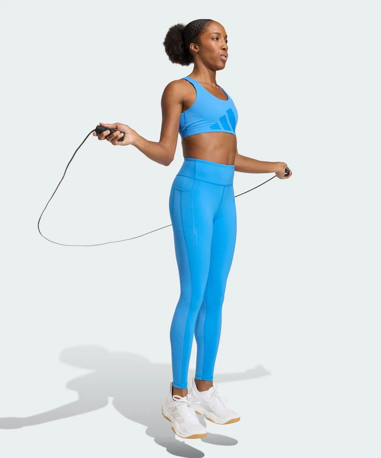 Женский спортивный бюстгальтер с открытой спиной Powerimpact HIIT Medium Support Adidas, Blue — фото 4
