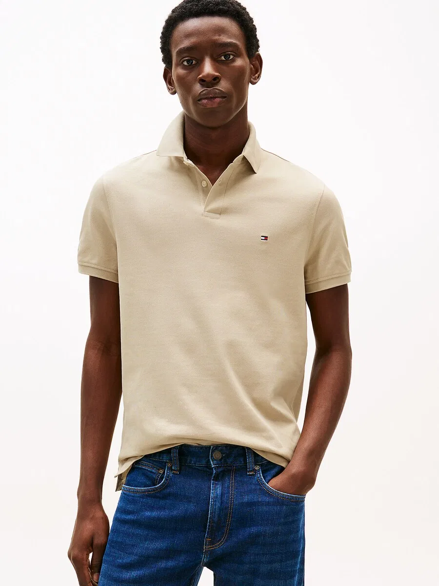 Рубашка TOMMY HILFIGER 'CORE 1985 REGULAR POLO' цвета хаки — фото 4