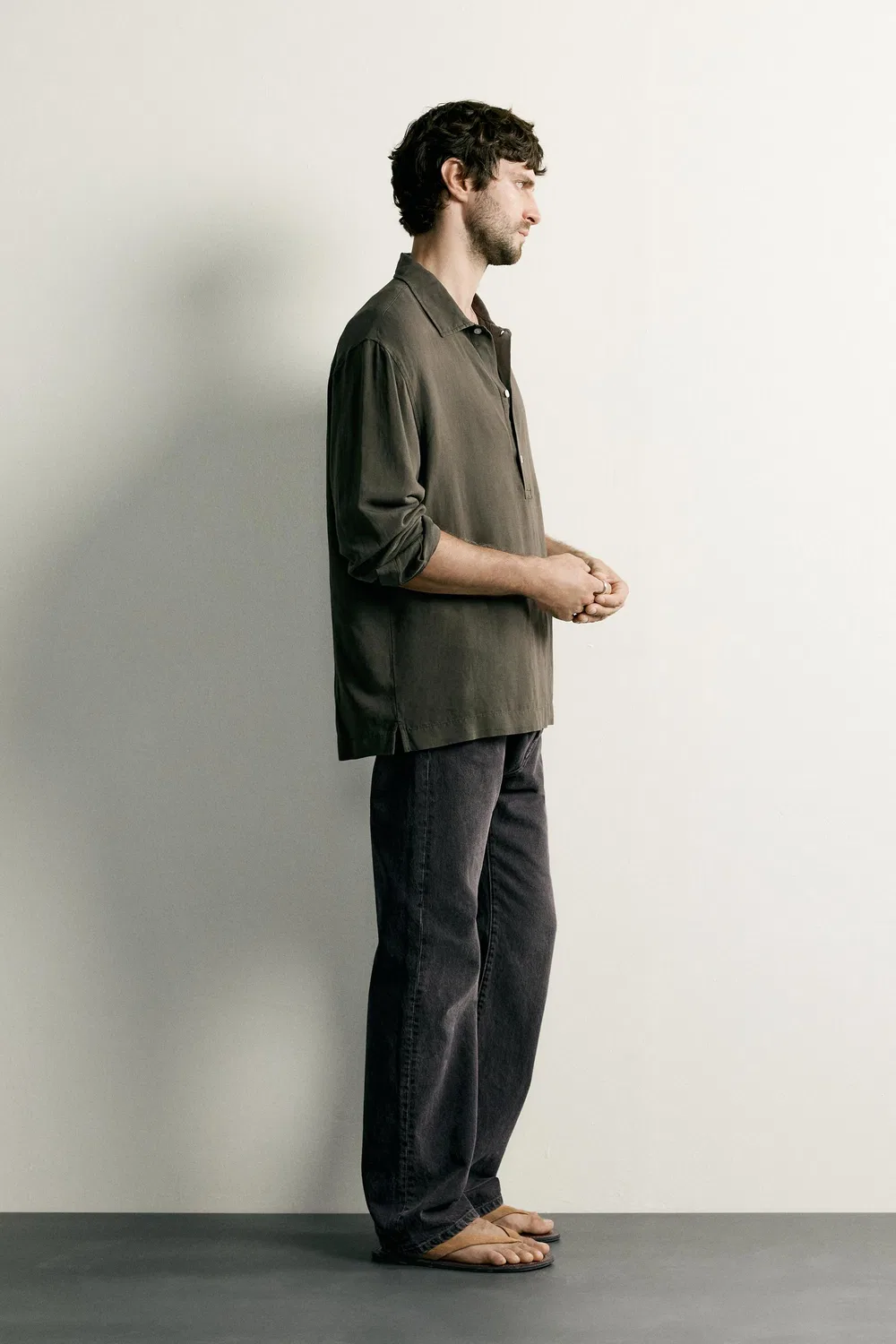 Поло из вискозы и льна, стандартного кроя. ZARA, Dark khaki — фото 4