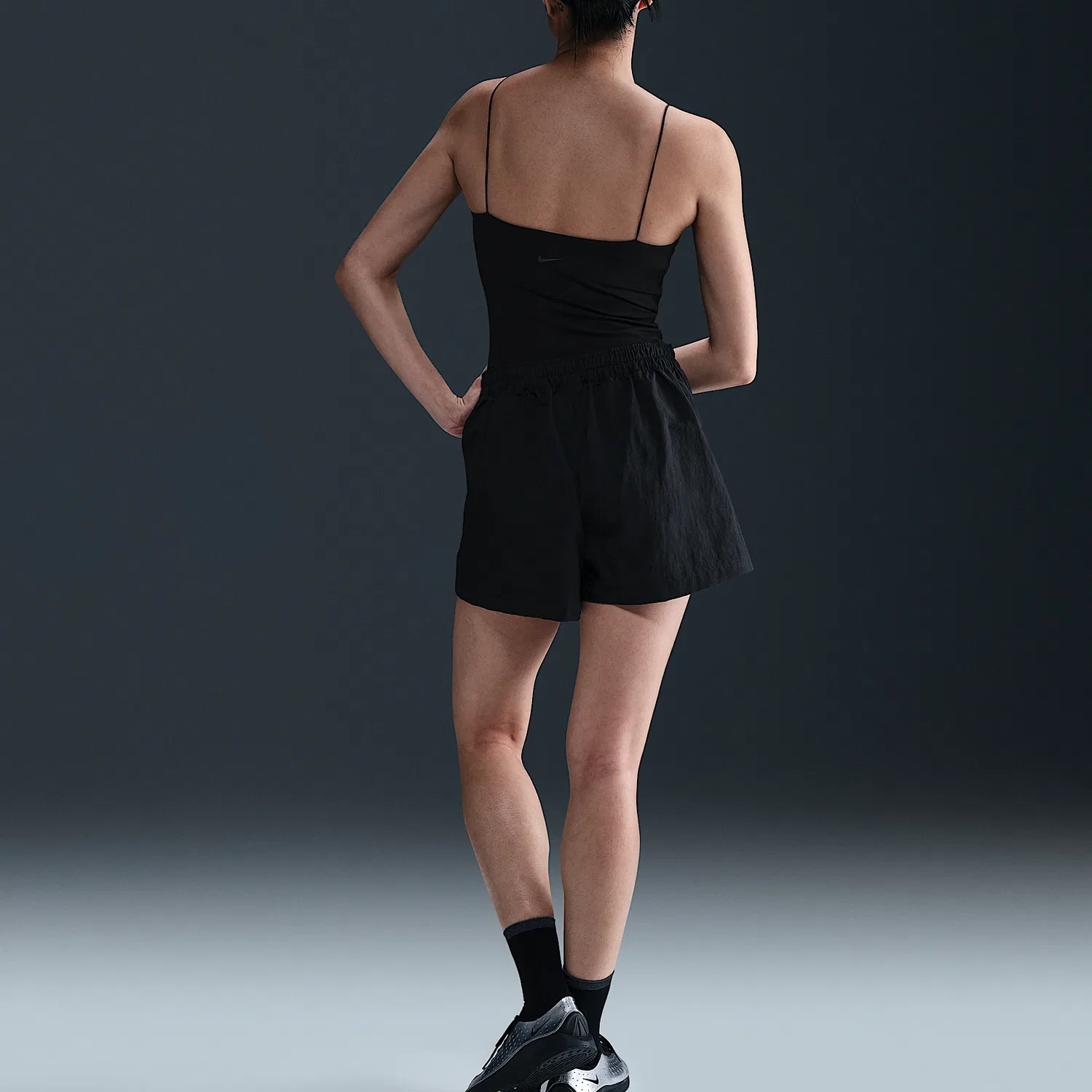Женская юбка-шорты Nike Sportswear Essential Woven, Black — фото 3