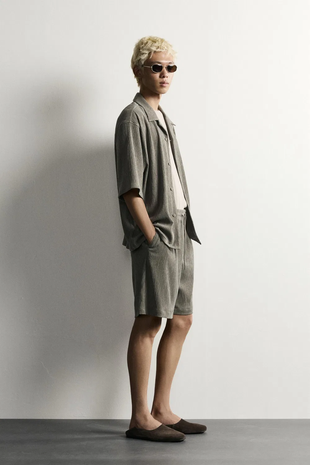 Текстурированная рубашка свободного кроя ZARA, Light khaki — фото 4