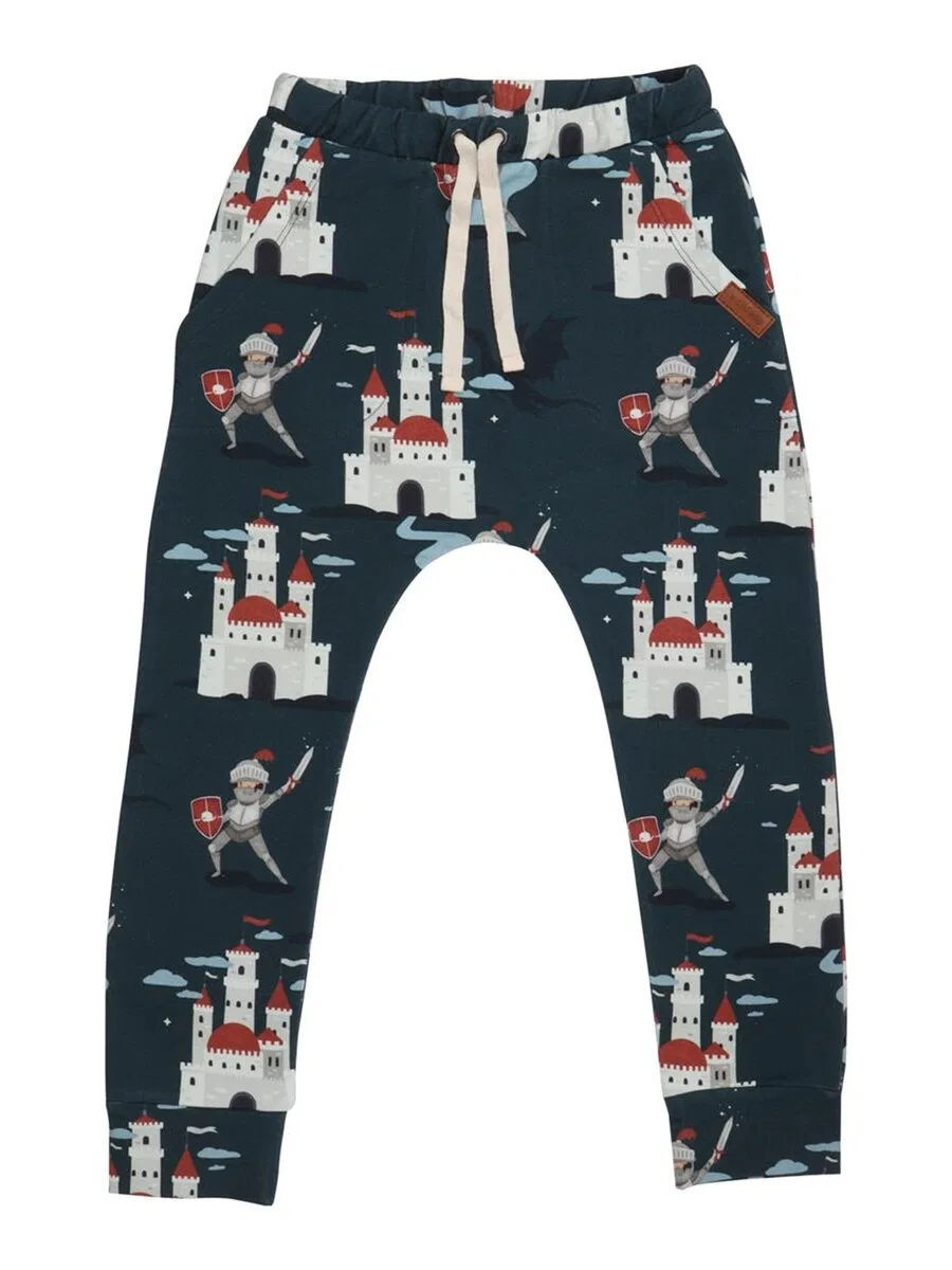 Брюки Walkiddy Regular Pants 'Castleland' зеленого цвета