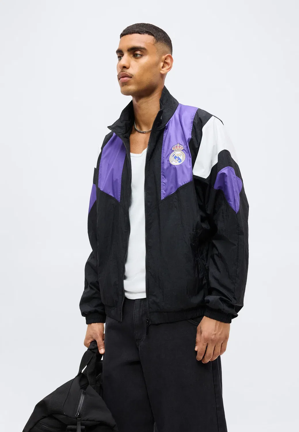 Спортивная куртка "Реал Мадрид" - клубная одежда Adidas Originals, Black — фото 4