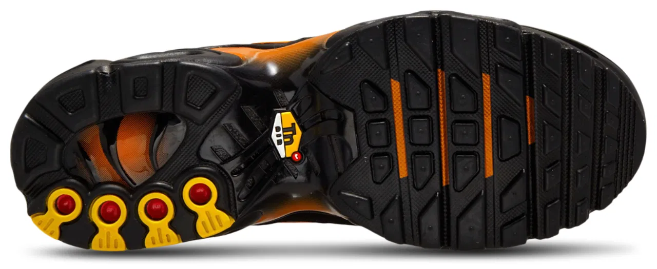 Детские кроссовки для мальчиков с амортизацией Tuned Air Nike Air Max Plus, Black Total — фото 4