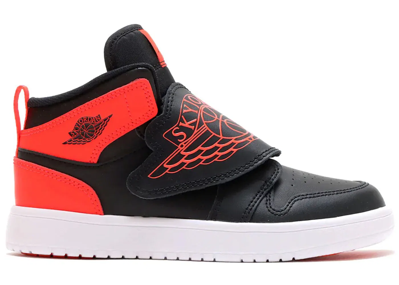 Детские кроссовки с длинным рукавом Sky Jordan 1 Jordan, Black/Infrared 23-White