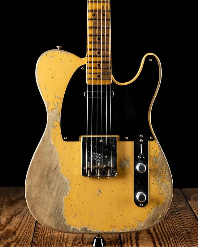 

Гитара Fender Custom Shop Limited Edition '51 Relic Nocaster, светлый