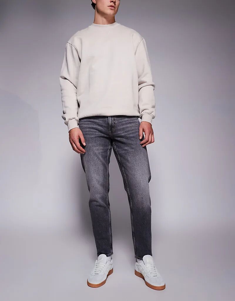 

Эластичные зауженные джинсы ASOS DESIGN светло-серого цвета