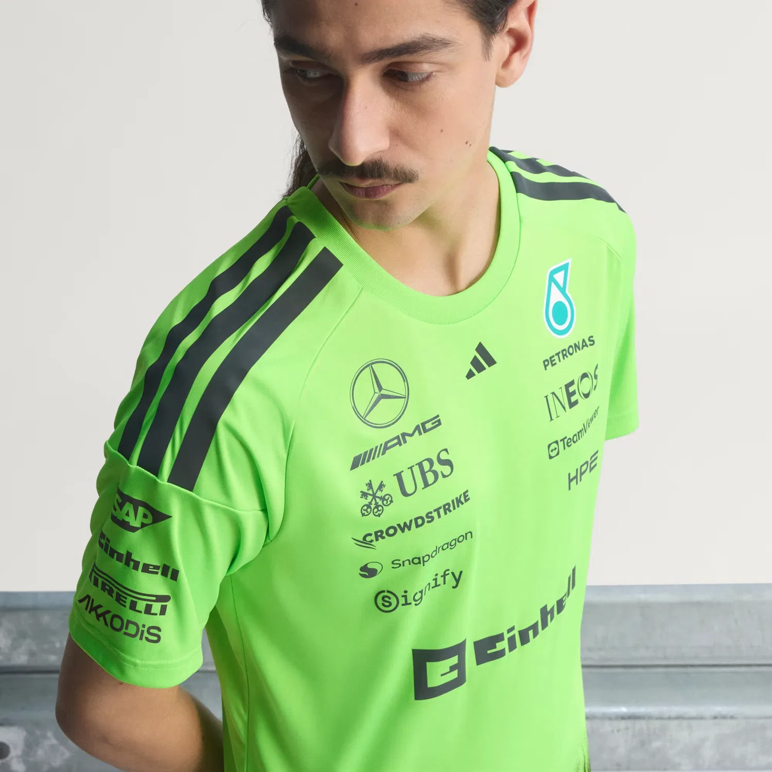 Мужская футболка с технологией Climacool Mercedes - AMG Petronas Formula 1 Setup Tee Adidas Performance, солнечно-зеленый/черный — фото 3