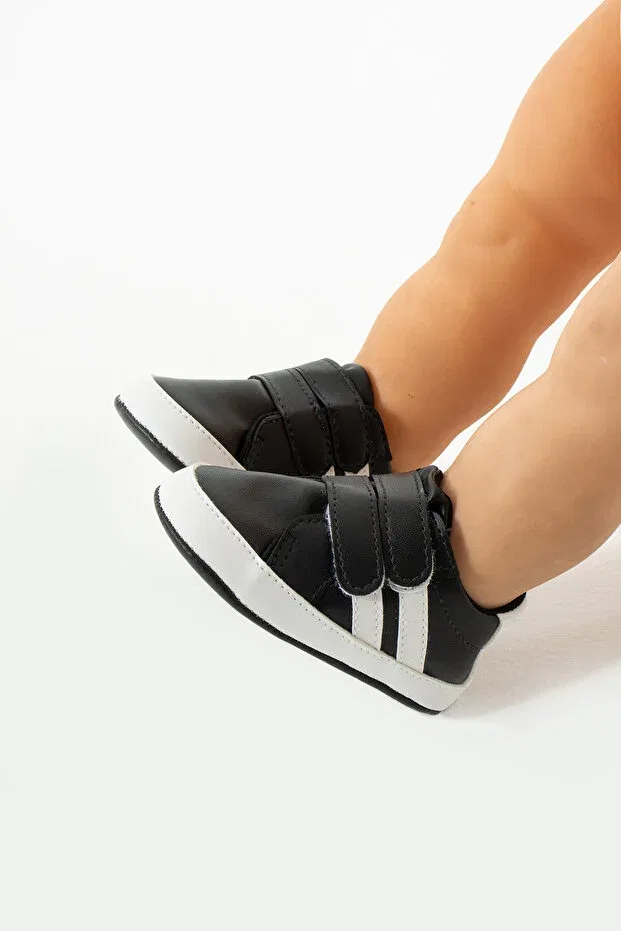Детские ботинки для новорожденных без каблука Yummy Kids, Black — фото 2