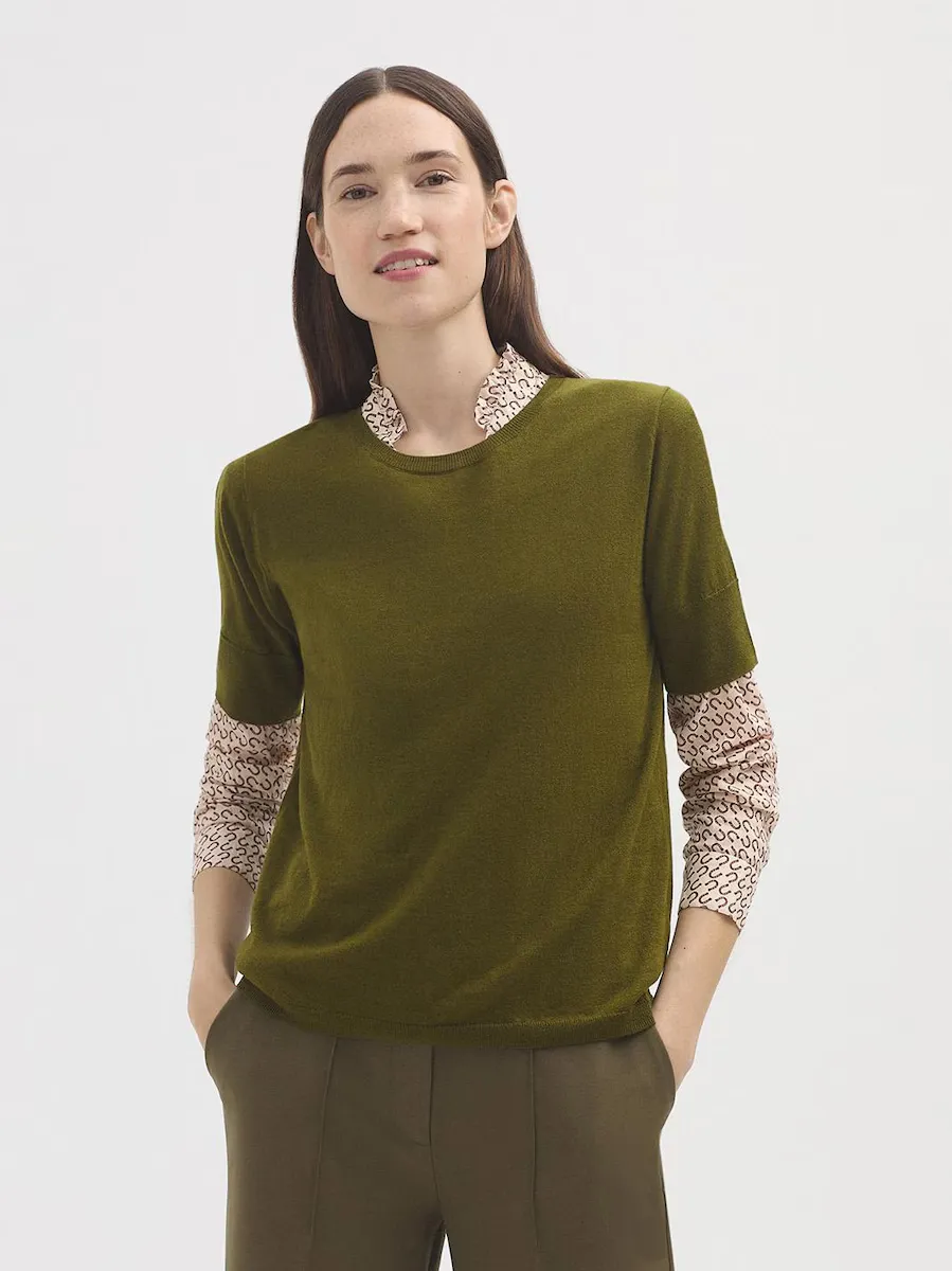

Женский свитер с круглым вырезом и короткими рукавами Nice Things, цвет Kaki