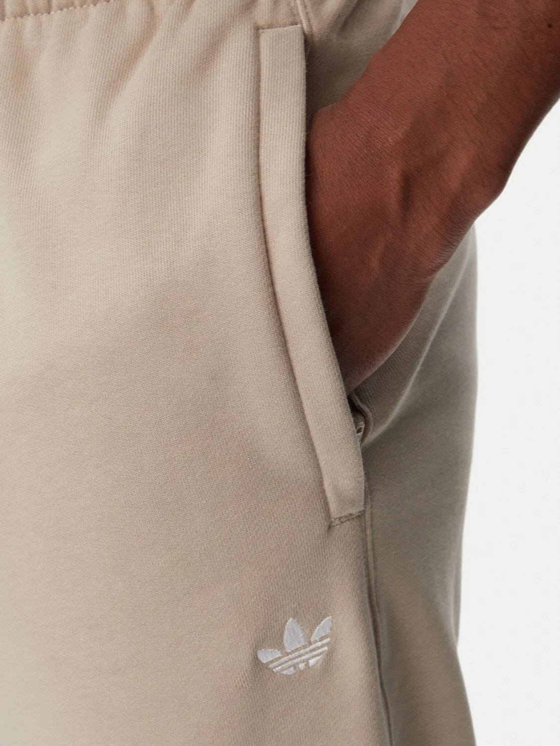Мужские спортивные штаны стандартного кроя Trefoil Essentials French Terry Adidas, бежевый — фото 4