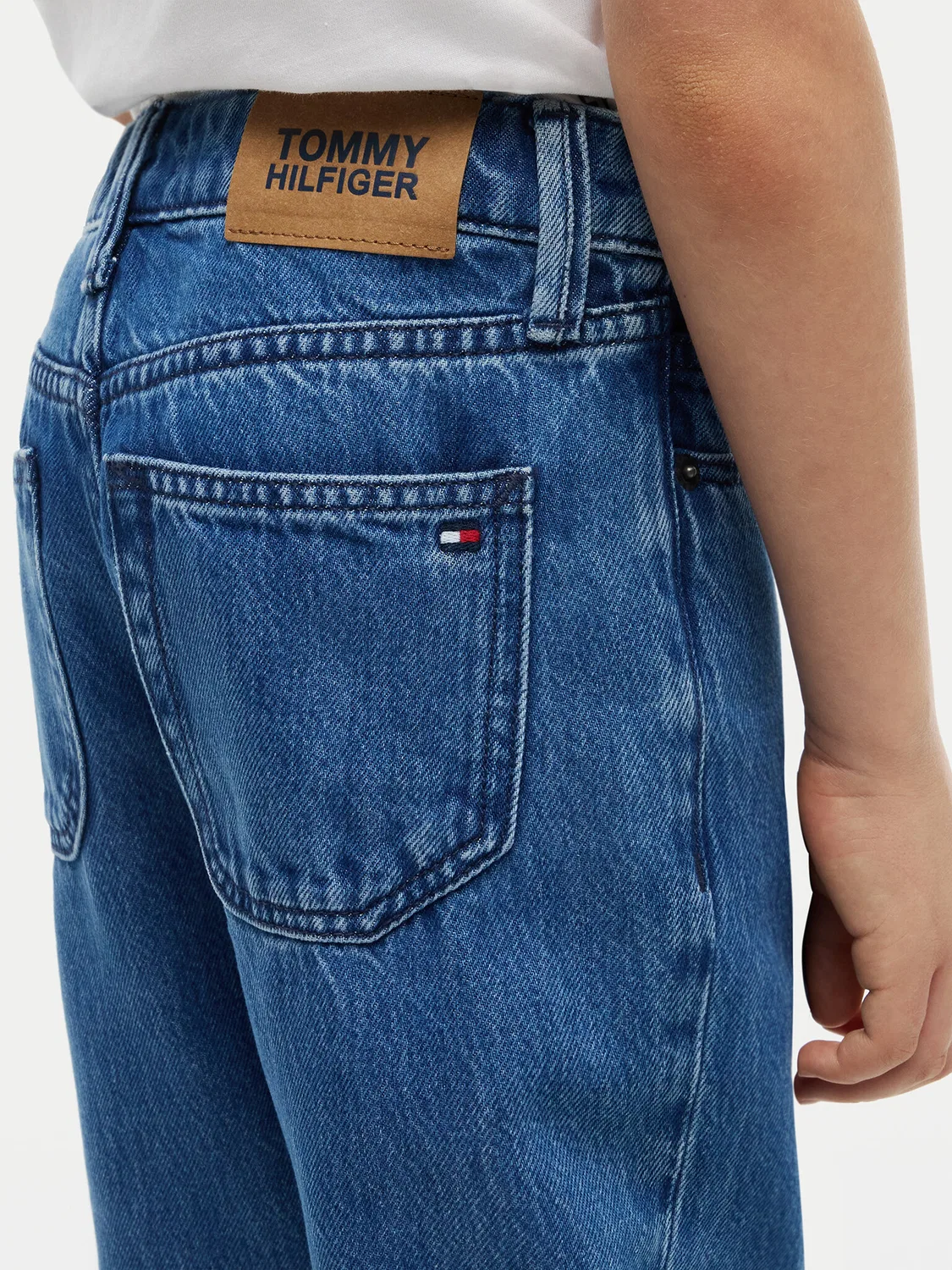 Джинсы прямого кроя для мальчика Tommy Hilfiger, синий — фото 4