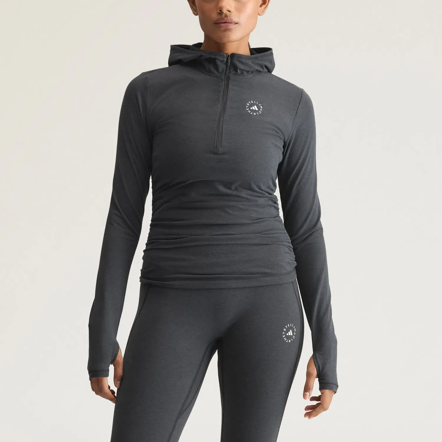 Женская футболка с капюшоном Adidas x Stella McCartney, Black — фото 3