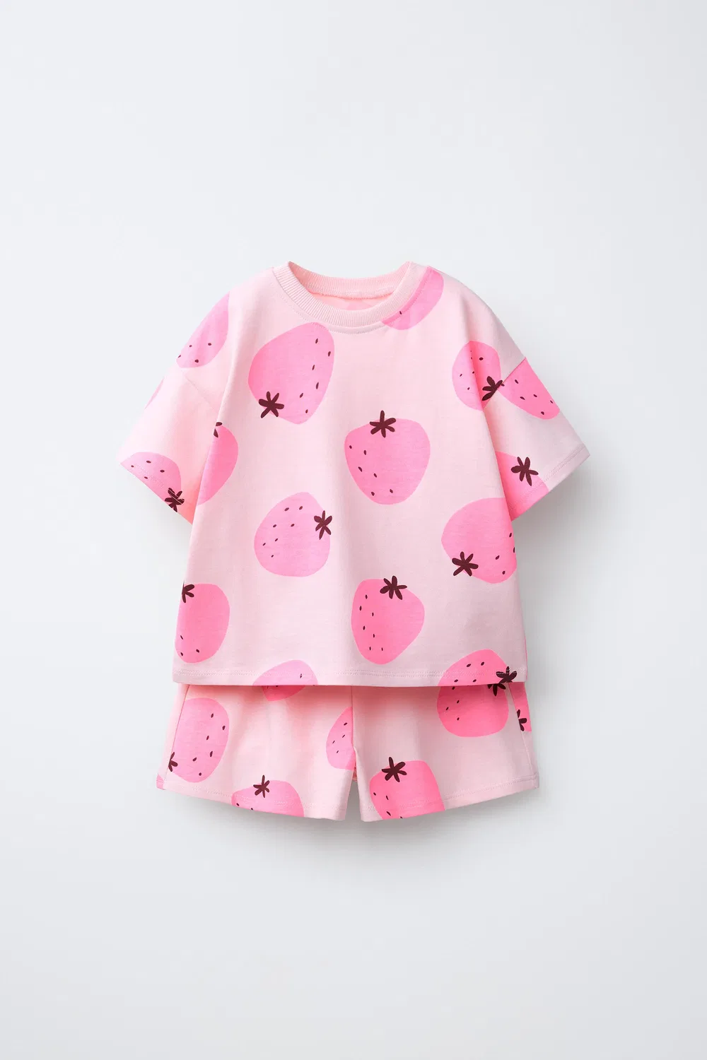 Комплект из футболки и шорт-бермуды с клубничным принтом ZARA, Faded Pink
