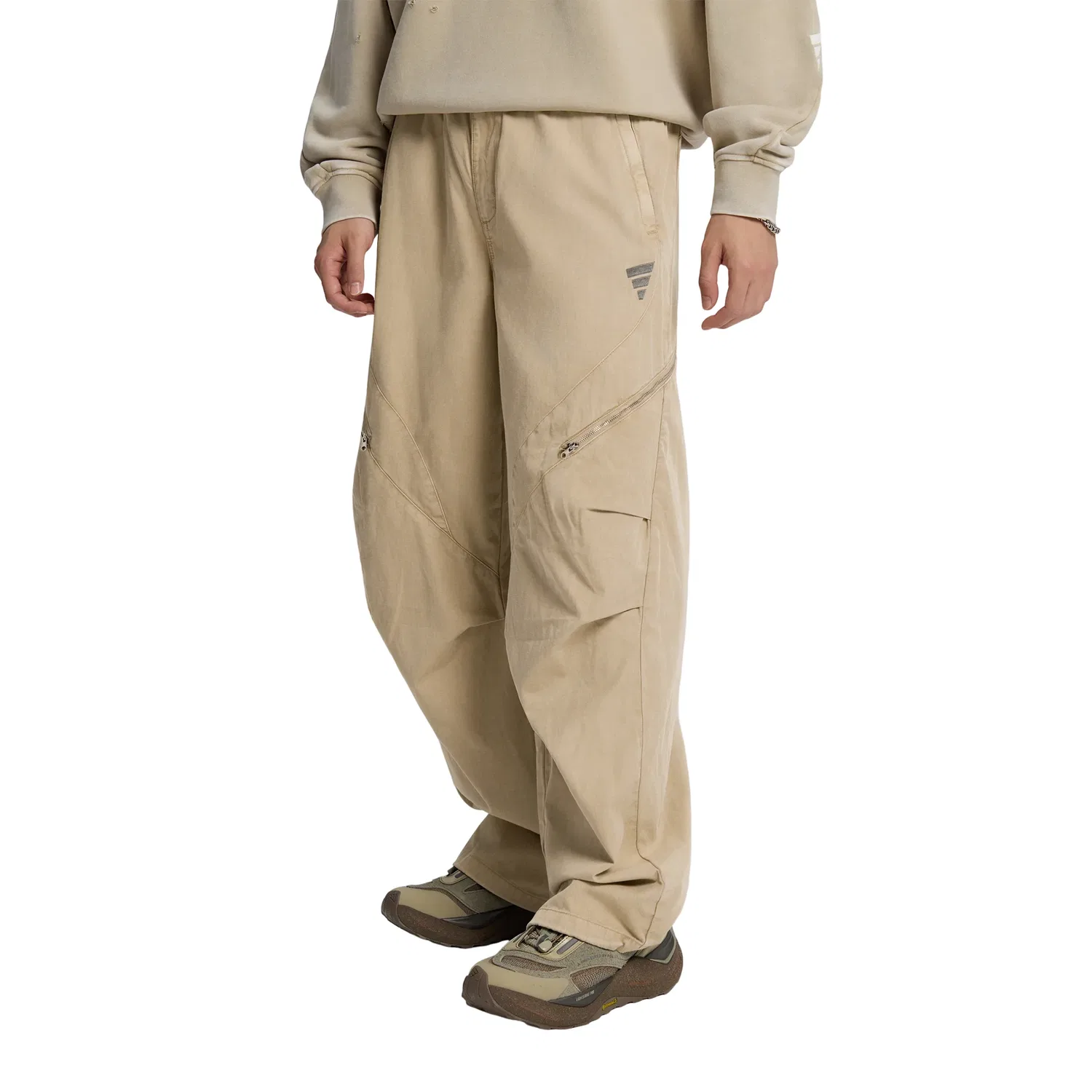 Мужские брюки Future Of Style Woven Trousers Asia Sizing 'Light Khaki' adidas, Light Khaki — фото 3