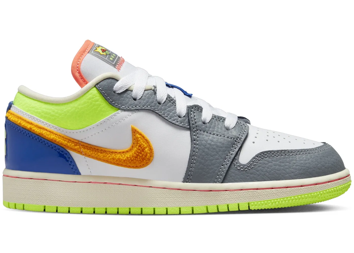 Детские кроссовки Lifestyle Jordan 1 Low, White/Coconut Milk/Ghost Green/Laser Orange