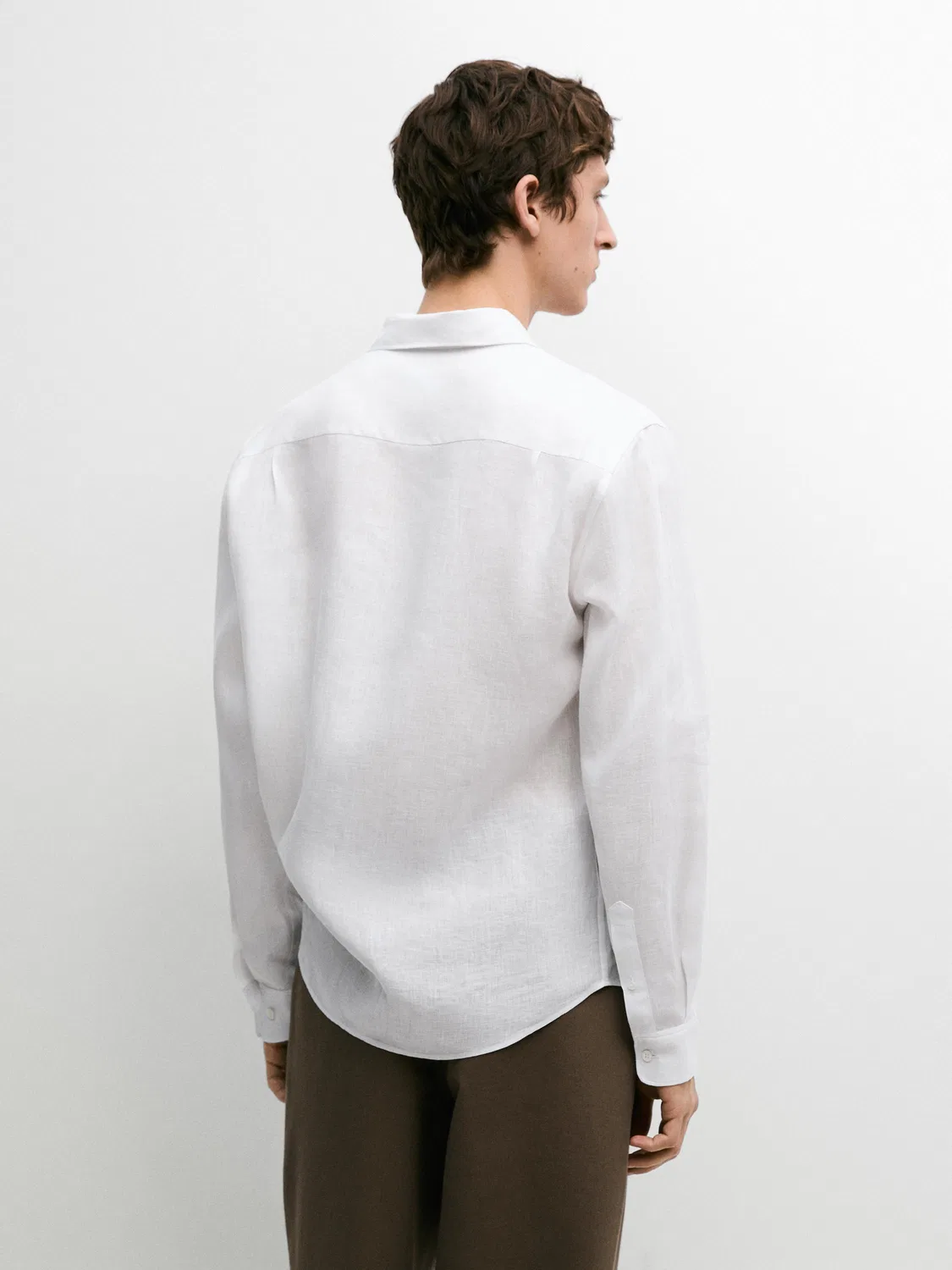 Рубашка из высококачественного льна стандартного кроя Massimo Dutti, белый — фото 3