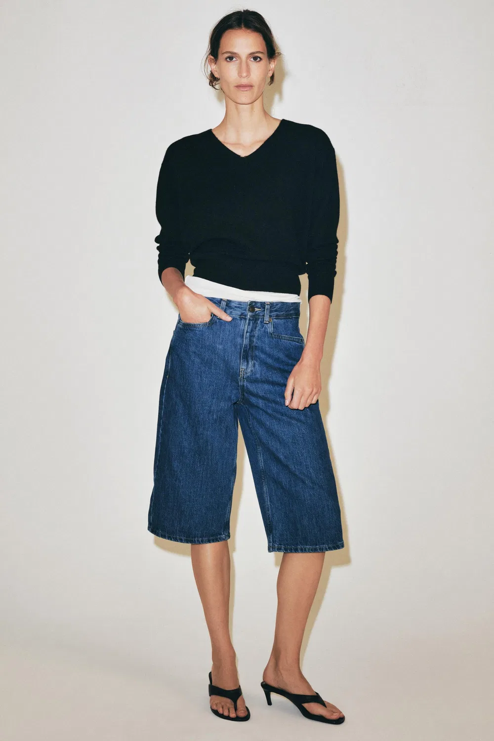 Джинсовые шорты-бермуды средней посадки из коллекции ZW ZARA, Mid-blue