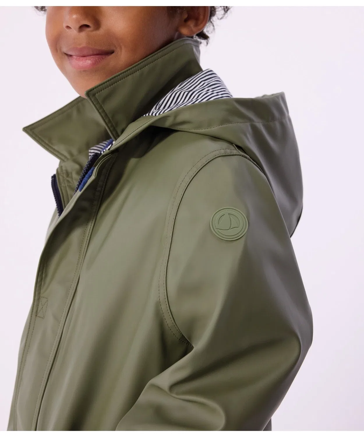Детская горнолыжная куртка с капюшоном, бренд PETIT BATEAU, Light Green — фото 4