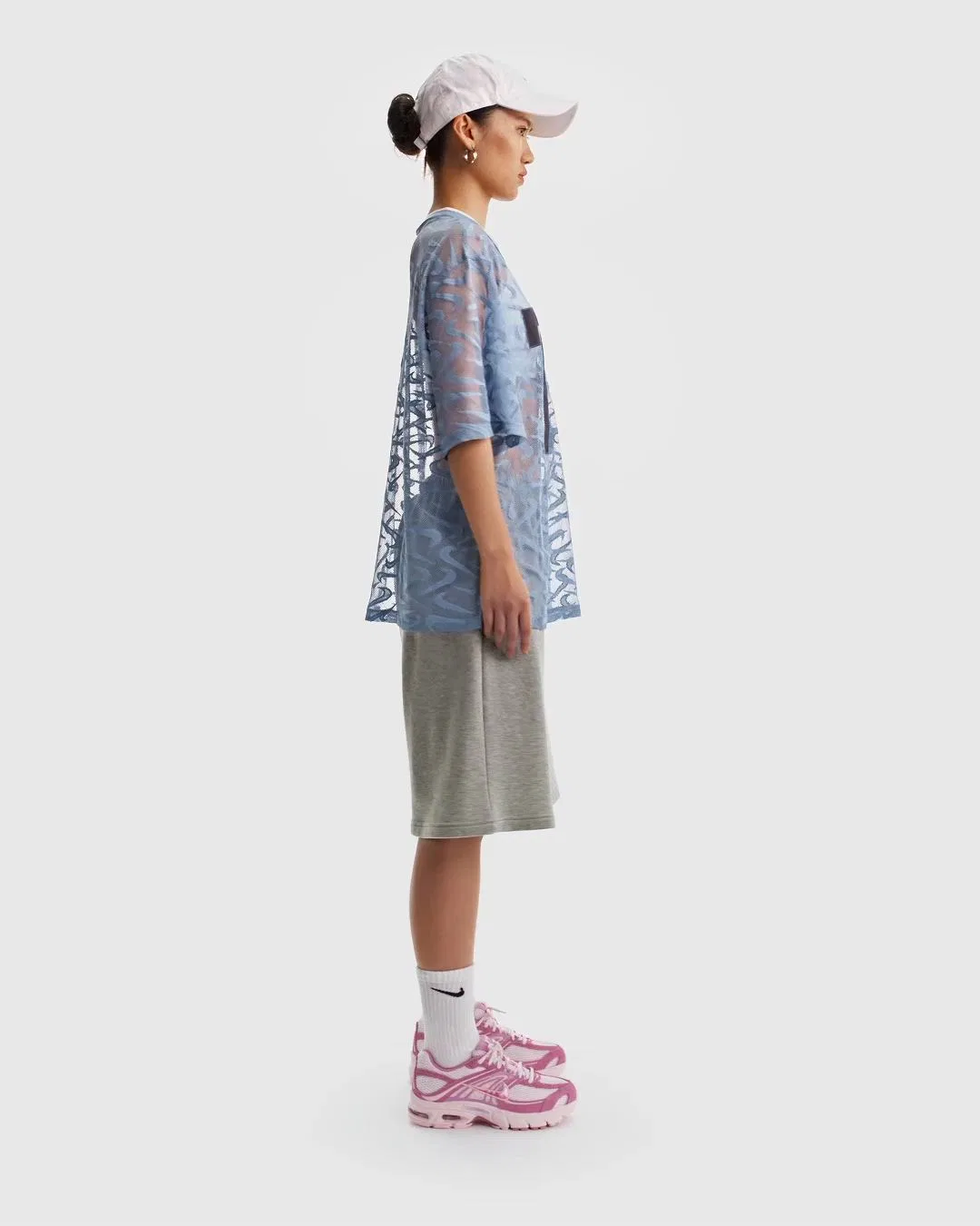 Женская футболка оверсайз с кружевным принтом Nike Sportswear Chill Lace, Work Blue — фото 2