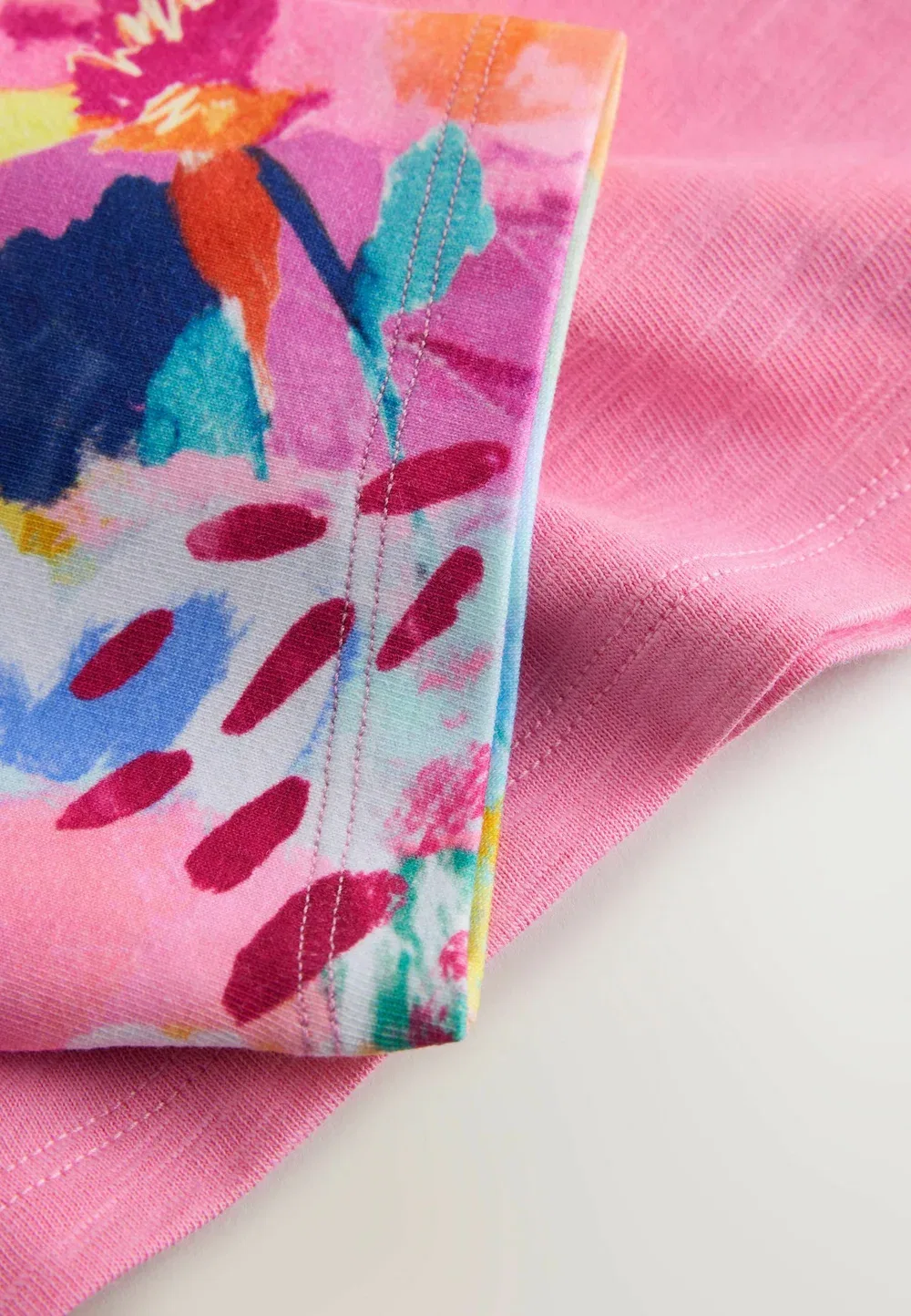 Стандартный крой - комплект из футболки и велосипедных шорт. - шорты Next, Pink Floral Unicorn — фото 3