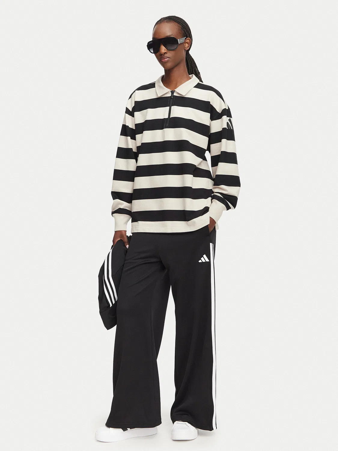 Женская толстовка стандартного кроя Essentials Contemporary French Terry Longsleeve Adidas, черный