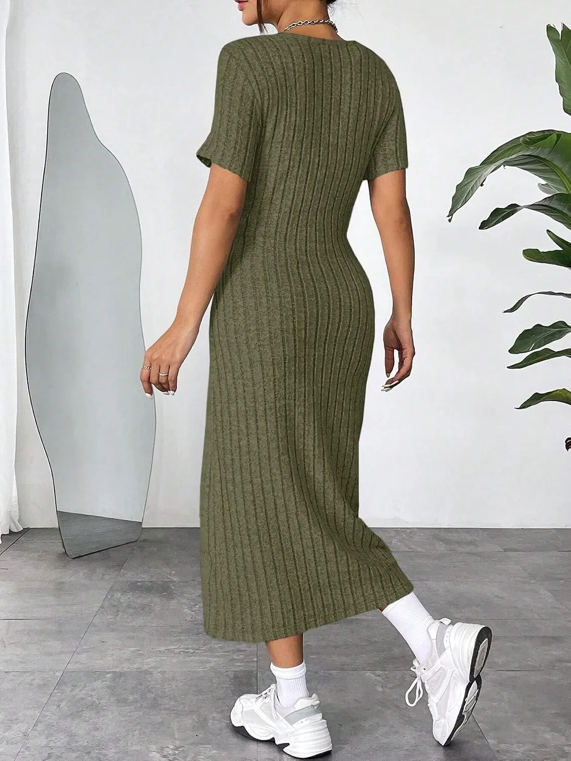Женское миди-платье приталенное с круглым вырезом Casual, Army Green — фото 2