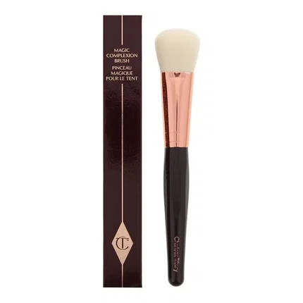 Кисть для макияжа универсальная Magic Complexion Brush Charlotte Tilbury