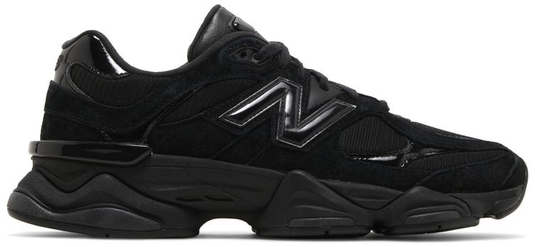 

Кроссовки New Balance 9060 'Triple Black Suede Patent', черный