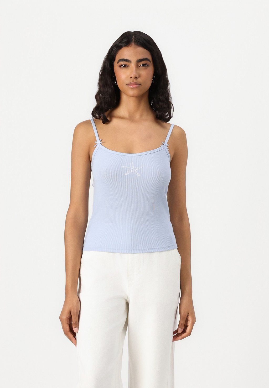 

Топ BOW STRAP CAMI Hollister Co., светло-голубой