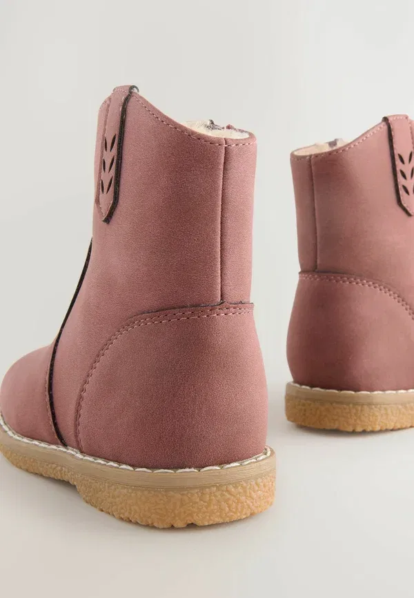 Ботинки с вырезами Regular fit western baby shoes Next, Berry Pink, розовый — фото 4