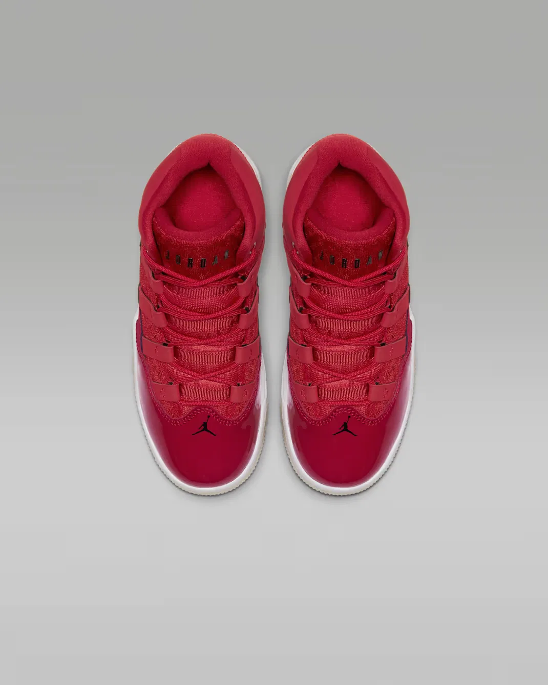 Детские кроссовки Jordan Air Max Aura, Gym Red/White/Ice/Black — фото 4