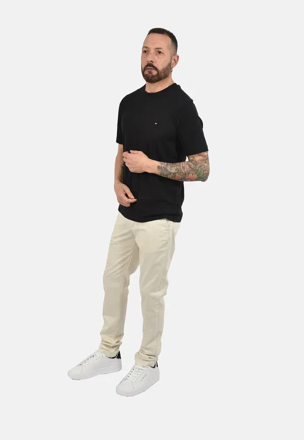 Футболка хлопковая Basic t-shirt Tommy Hilfiger, черный — фото 2