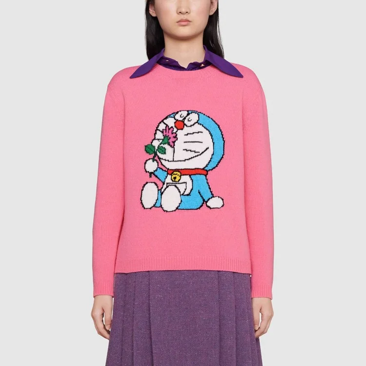 Свитер женский Gucci, коллаборация Doraemon, розовый — фото 3