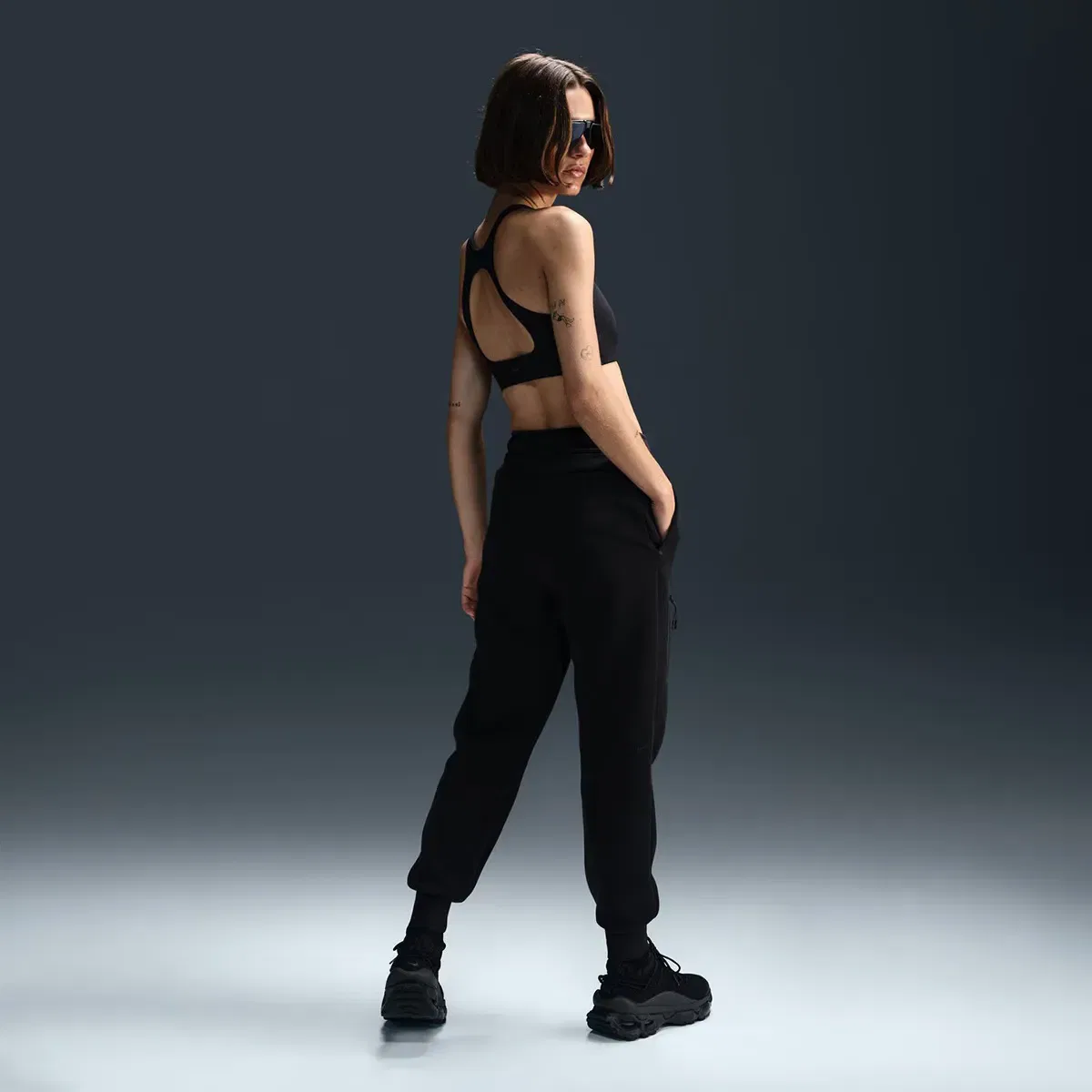 Женские джоггеры из флиса Tech Fleece Nike, Negro — фото 2