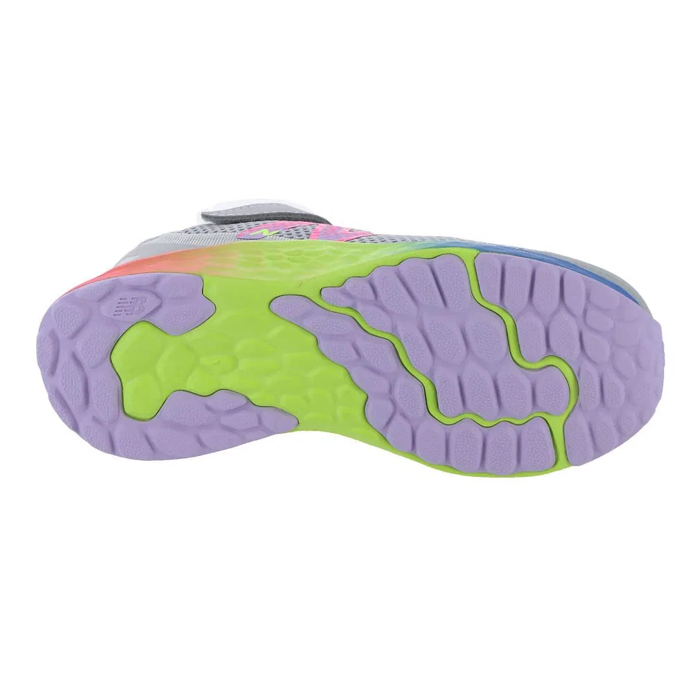 Детские кроссовки для девочек с шнуровкой Fresh Foam Arishi V4 Hook and Loop New Balance, Aluminium Clear Cyber Lilac Fluo Pink — фото 4