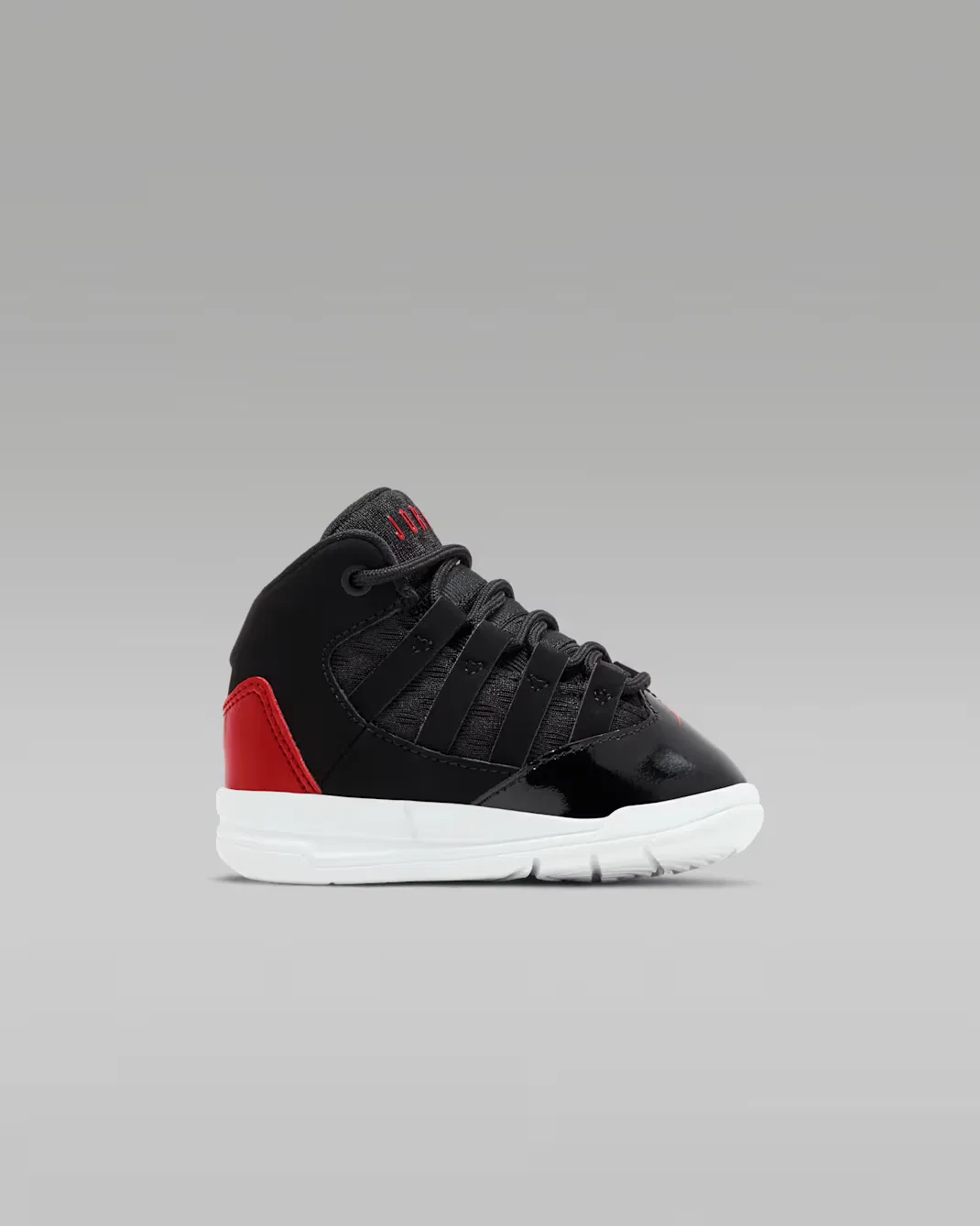 Детская/подростковая обувь Jordan Max Aura, Black/Gym Red/White/Black — фото 3