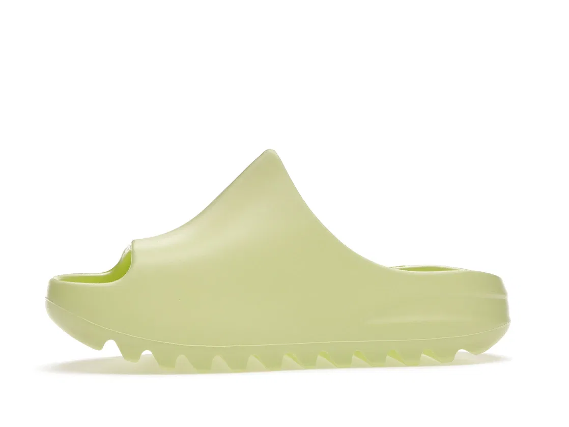 Детские сандалии-слайды Yeezy Slide Adidas, Glow Green — фото 3