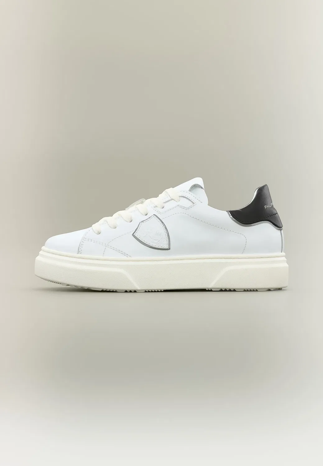 Унисекс - кроссовки Philippe Model, White/Black/Silver-Coloured