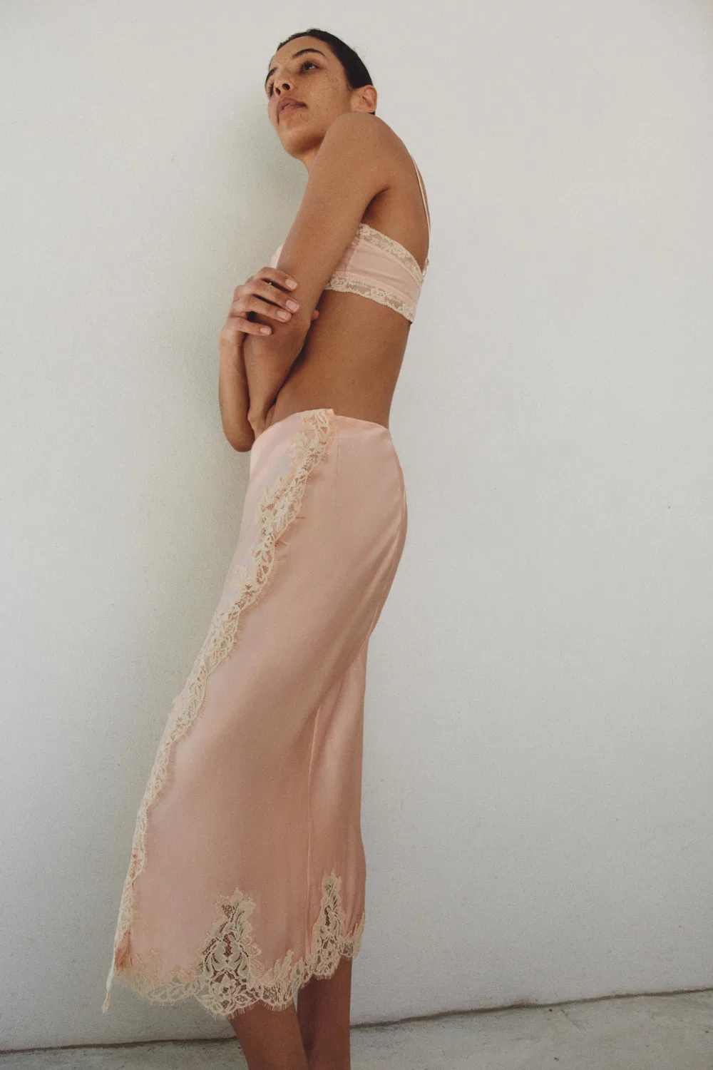 Бюстгальтер из 100% шелка с вышивкой и кружевом ZARA, Pastel Pink — фото 4