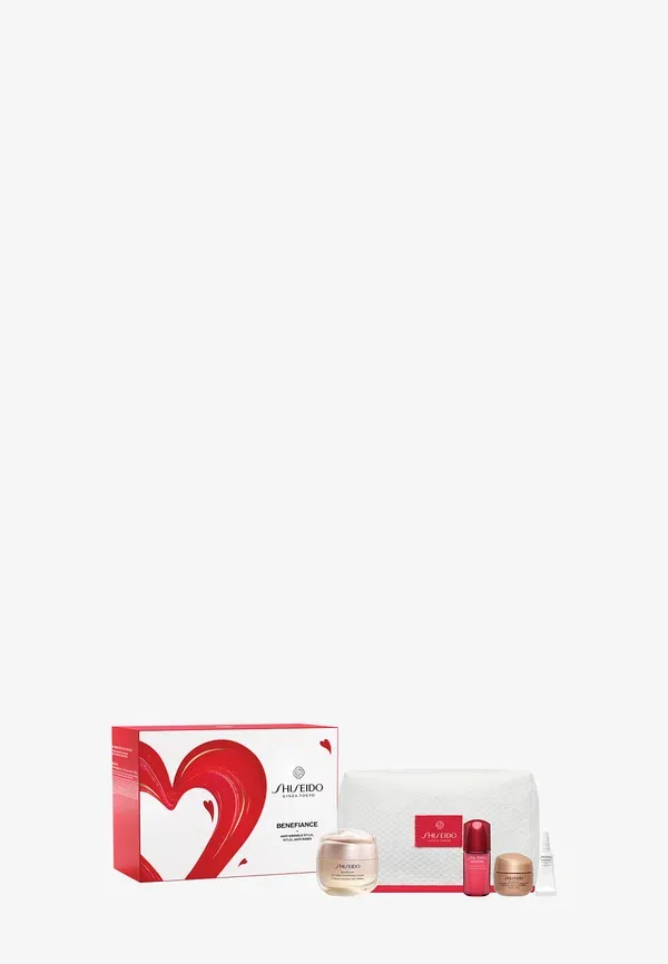 Набор косметики Benefiance pouch set Shiseido