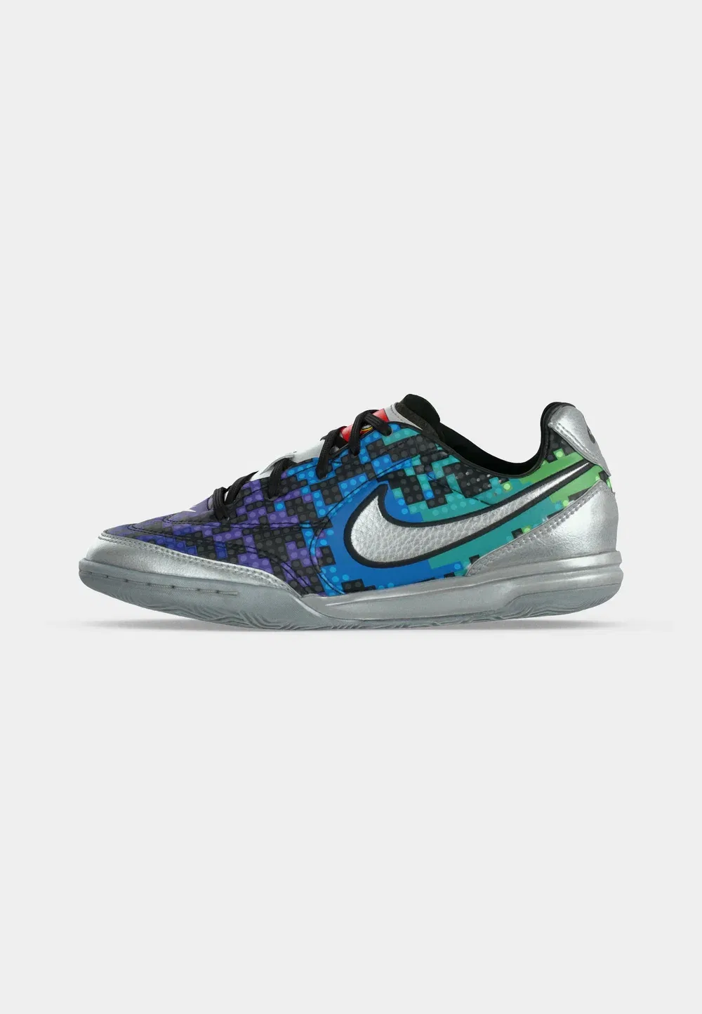 Футбольные бутсы для помещений Tiempo ic x lego collab унисекс Nike Performance, Metallic Silver-Coloured/White/Green Strike/Black/Concord — фото 2