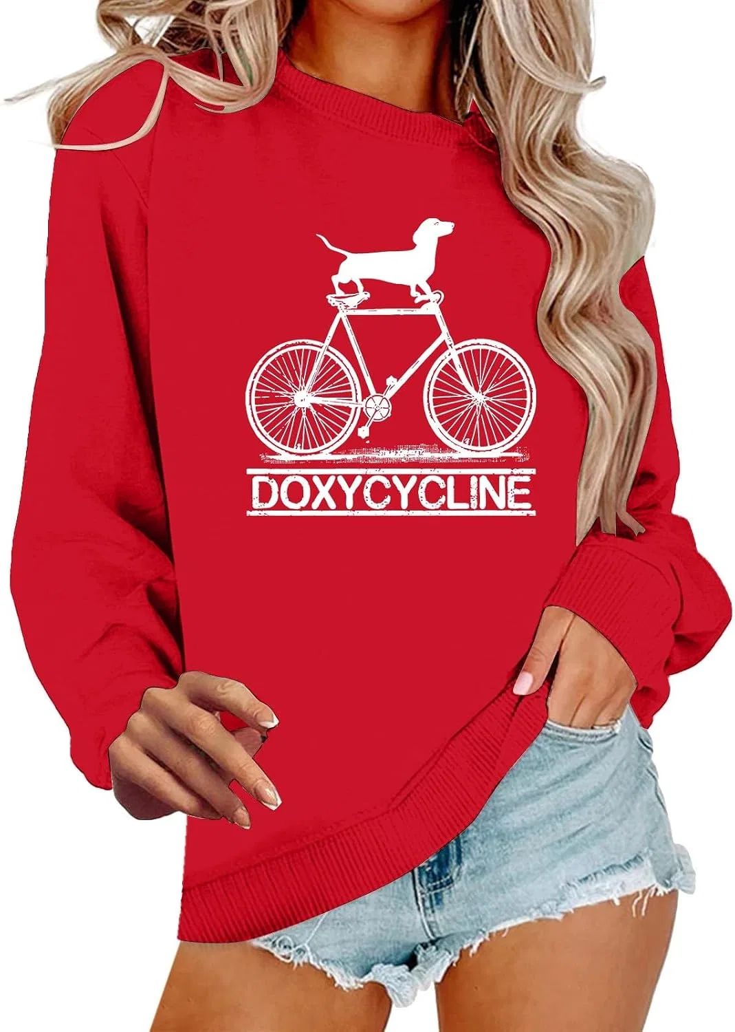 Женский свитшот с принтом Doxycycline Dachshund, красный — фото 2