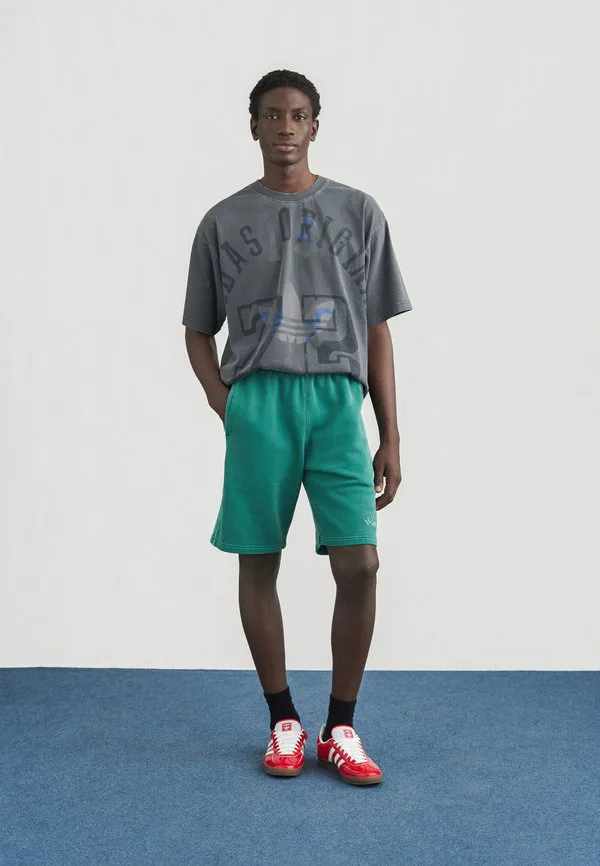 Баскетбольные шорты Adidas Originals, Collegiate Green — фото 2