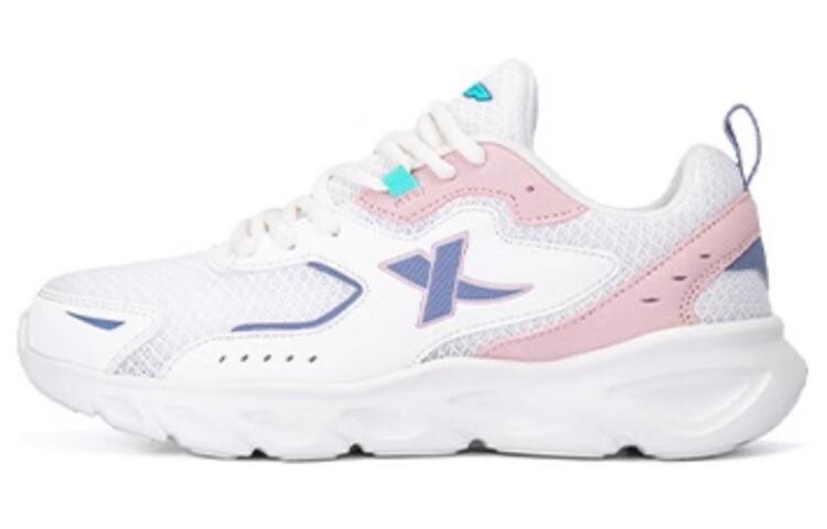 

Кроссовки женские с низким верхом Chalk White Xtep