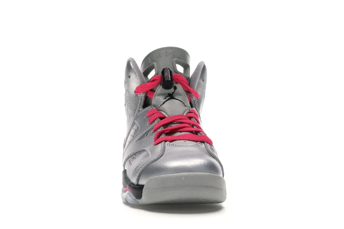 Детские кроссовки Lifestyle Jordan 6 Retro Jordan, Metallic Silver/Vivid Pink-Black — фото 2