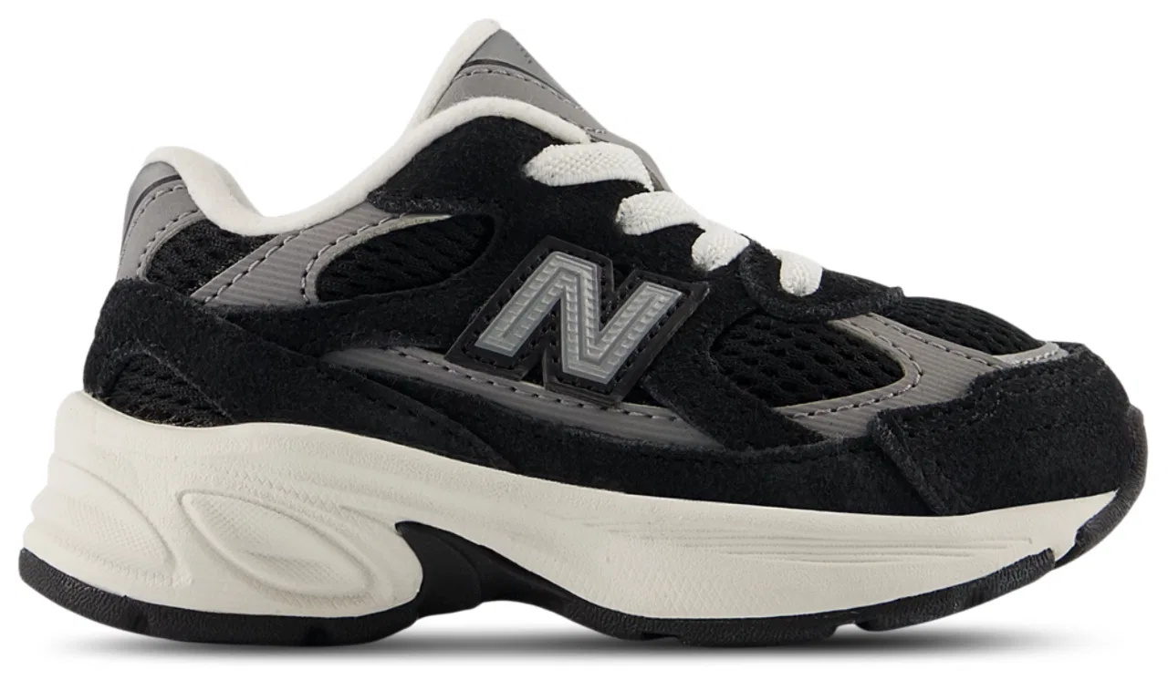 Кроссовки для девочек 2010 New Balance, белый/черный
