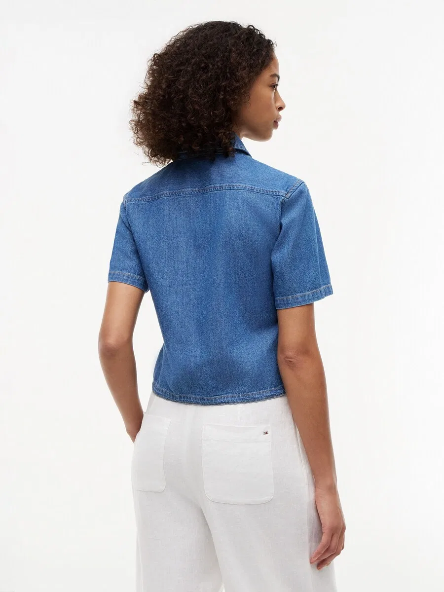Блузка TOMMY HILFIGER "Boxy Fit Short Sleeve" из синего джинсового материала — фото 4