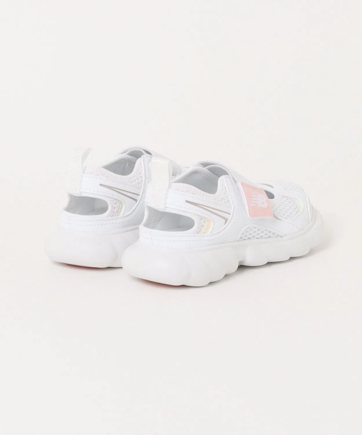 Детские сандалии с ремешком New Balance P230 5WL, White/Pink — фото 2